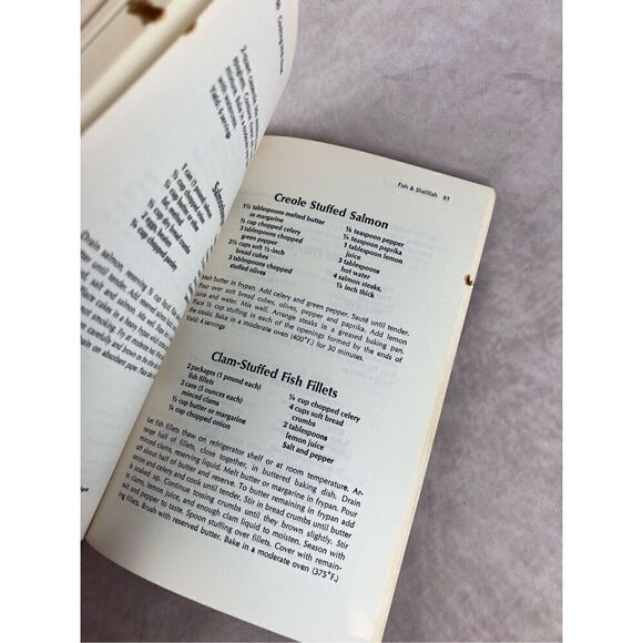 Vintage Cookbook TipTop Cooking with Bread 1969 Recipes Using Bread Loaf of Brea - Picture 4 of 6